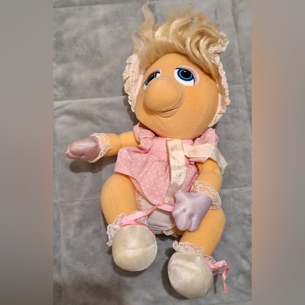 DISNEY - THE MUPPETS- JIM HENSON’S MISS PIGGY MUPPET BABY VINTAGE 1985